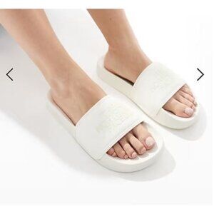 #0990 The North Face NWT Base Camp III Garden White Lime Cream Sandals Sz 9